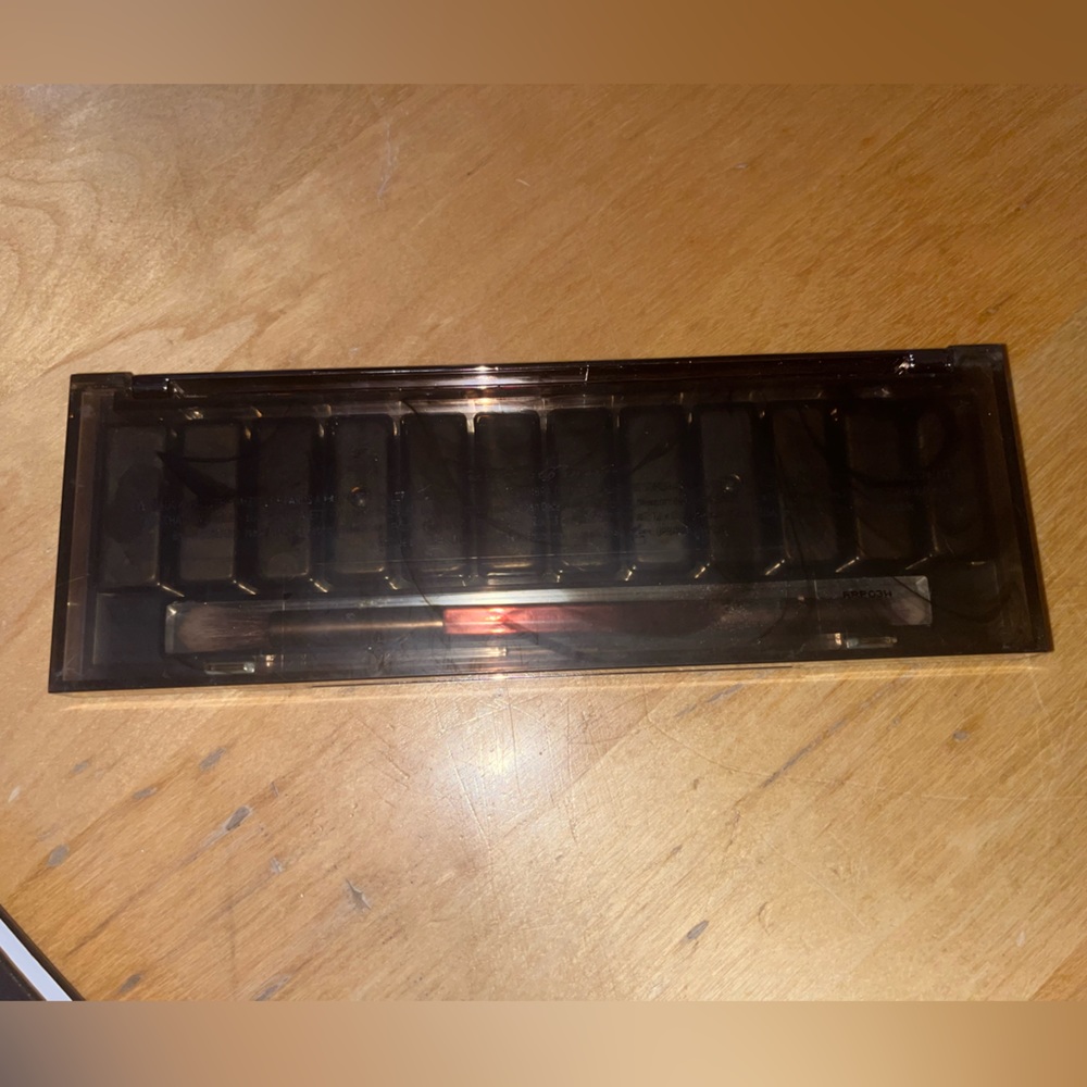 Naked Smoky by Urban Decay - Picture 4 of 4